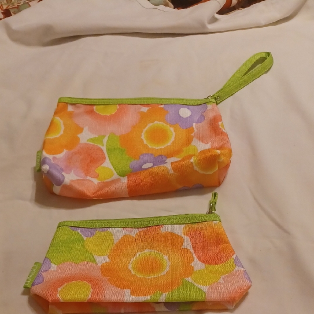 Floral Cosmetic Bag Set with Wristlet - Picture 1 of 5